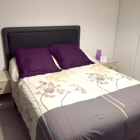 With One Bedroom In With Wonderful Mountain View And Furnished Terrace 2 Km From The Beach Appartement *